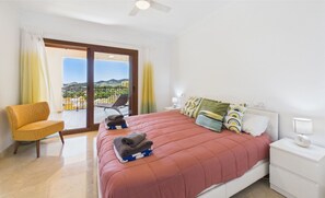 2 makuuhuonetta, silitysrauta/-lauta, Wi-Fi, vuodevaatteet