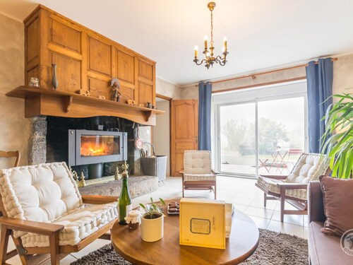 Charming Country House with Private Spa, Fireplace, and Family-Friendly Amenities