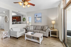 TV - Spectacular 8th Floor Serenity: Oceanfront Views (North Myrtle Beach)