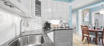Mins to Beach | Downtown 5BR w/ Pool, Patio & BBQ