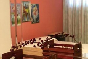1 dormitorio y ropa de cama