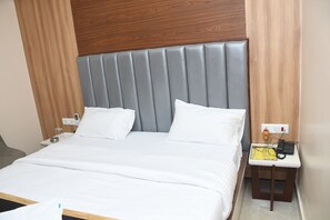 Standard Room | Free WiFi, bed sheets