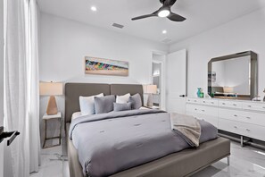 4 quartos, ferros/tábuas de passar roupa, Wi-Fi, roupa de cama