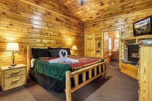 7 bedrooms, iron/ironing board, free WiFi, bed sheets