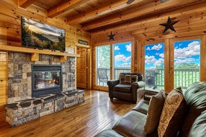 TV, fireplace, video games, foosball - Big Bear Retreat- game Room, Hot Tub Sleeps 3o, Theater Room, WIFI!!! (Pigeon Forge)