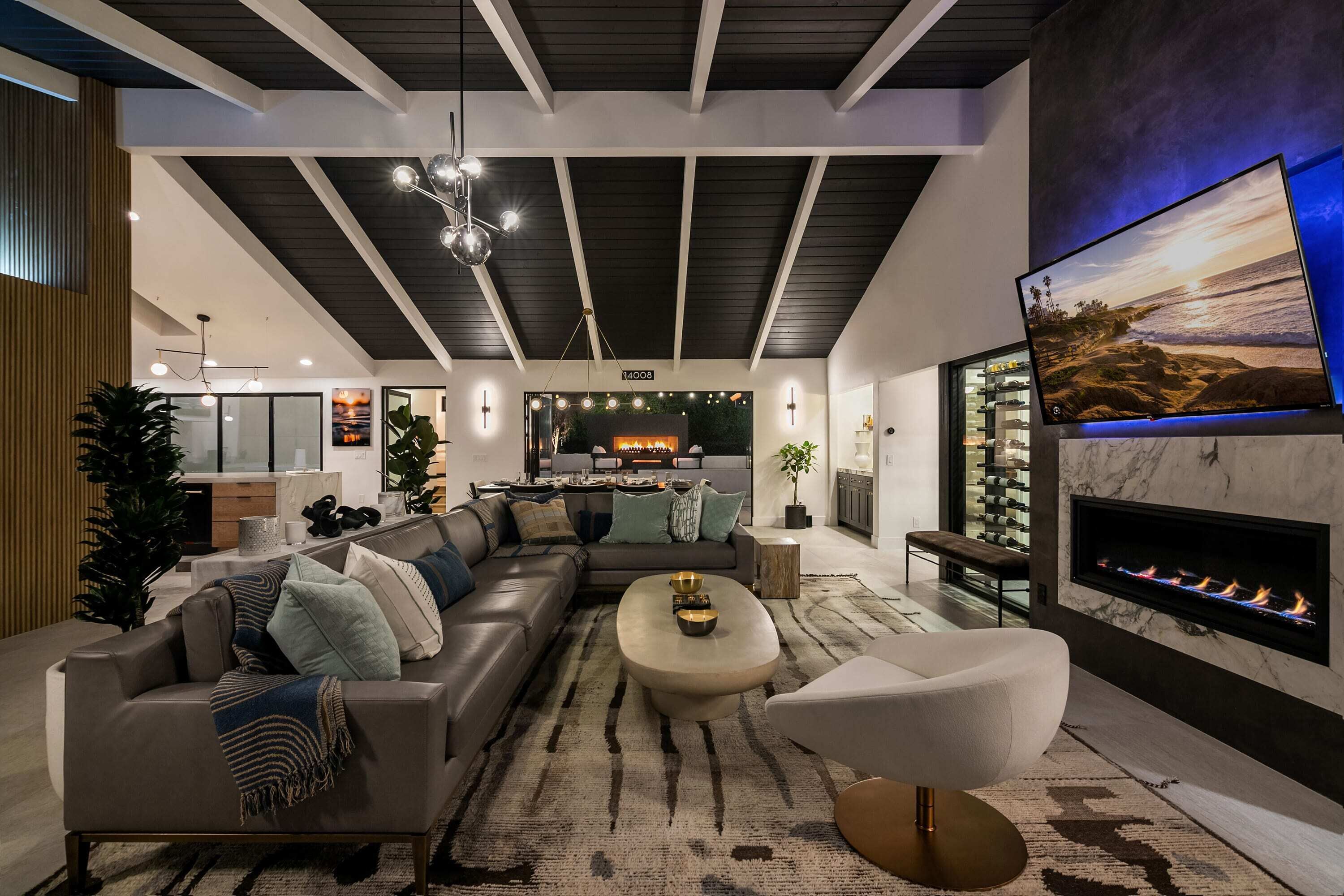 Del Mar Elegant Haven with Mountain Vistas