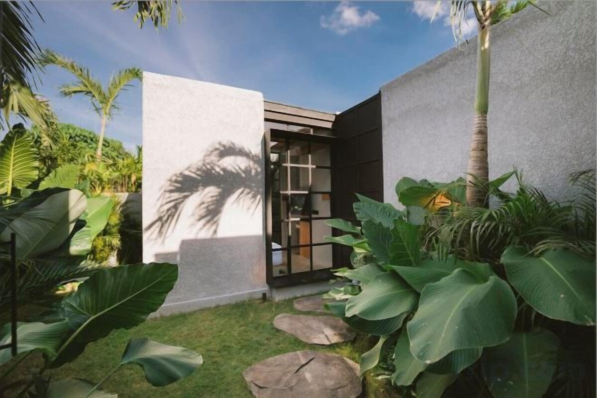 Villa Twin Bedroom