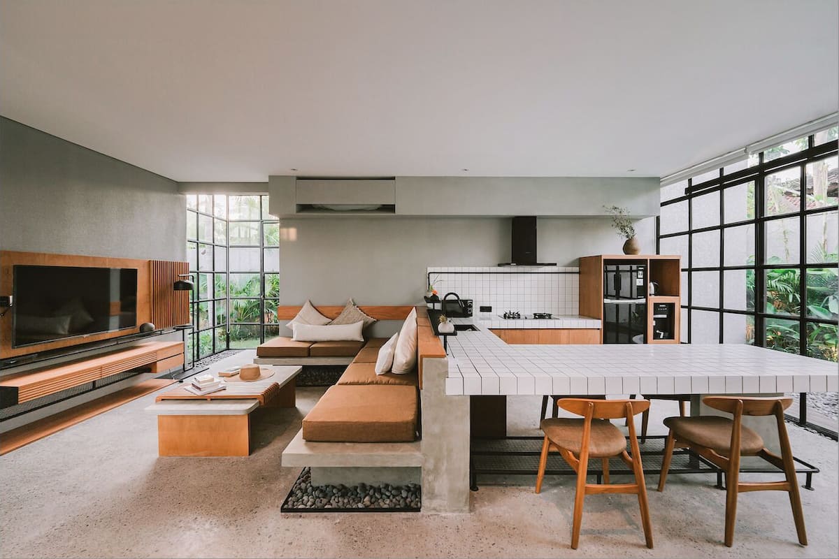 Family Villa, Garden View | Living area | Flat-screen TV