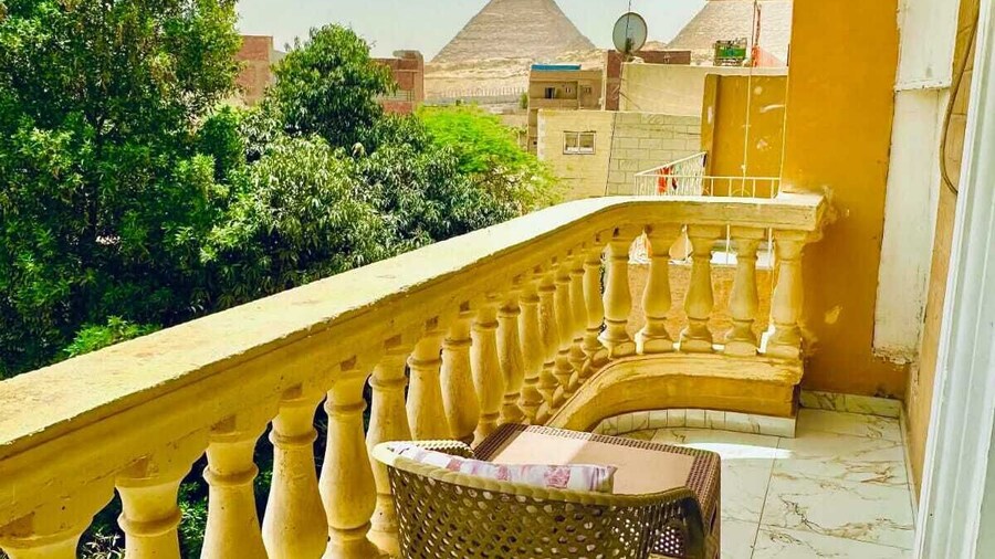 Queen of Pyramids Hotel