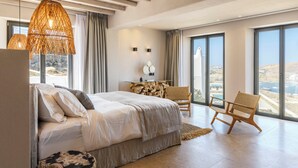 Villa | Ropa de cama de alta calidad y minibar con artículos gratuitos