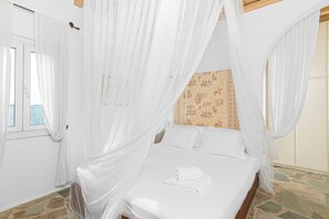 Room - Sunset Serenade (Mykonos)