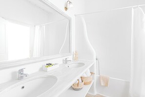 Villa | Bathroom | Separate tub and shower, towels, shampoo, toilet paper - Sunset Serenade (Mykonos)