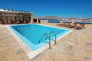 Outdoor pool - Coastal Elegance (Mykonos)