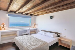 Villa | Kaliteli yatak takımı, ayrı ayrı dekore edilmiş, ayrı ayrı döşenmiş 