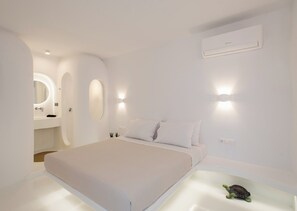 Individually decorated, individually furnished, free WiFi, bed sheets - Seaside Serenity (Mykonos)