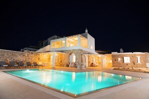 Outdoor pool - Coastal Breeze (Mykonos)
