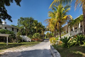 Exterior - Pura Vida Paradise Luxury Tropical Villa (Double Bay)