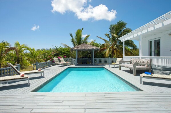Outdoor pool - Caribbean Cliffside: Private Waterfront Retreat (North Palmetto Point)