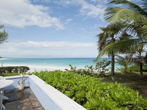 Private beach, white sand - Windermere Escape: Private Villa By The Beach (North Palmetto Point)
