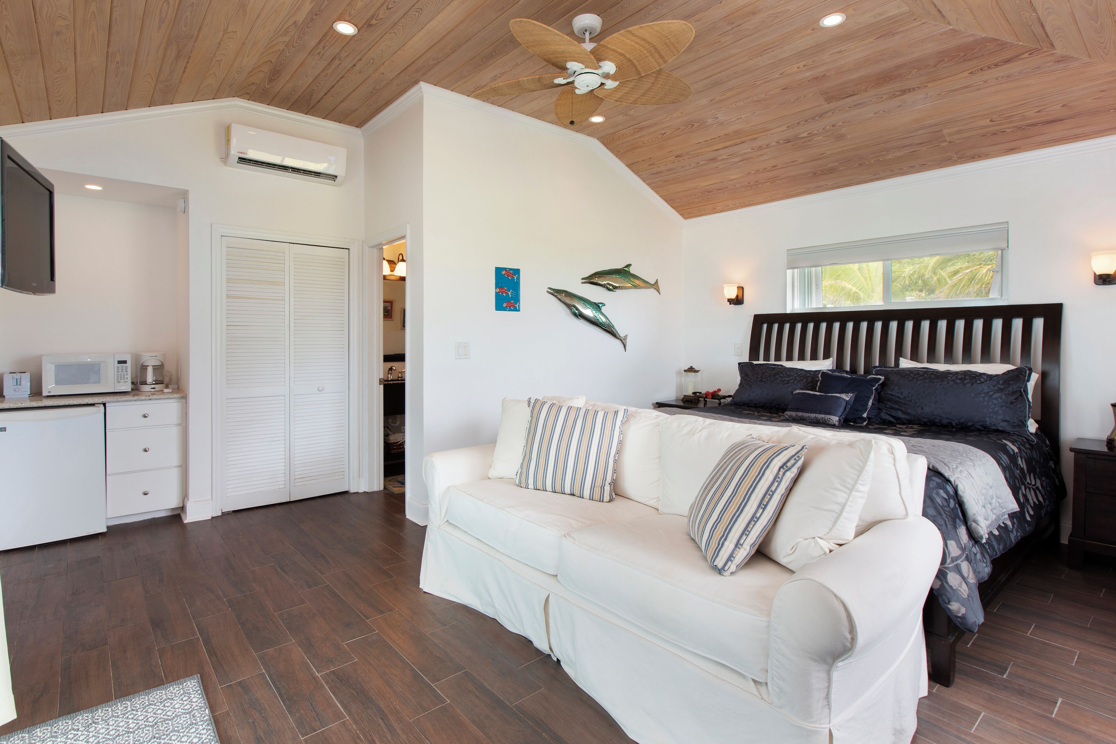 Villa | Individually decorated, individually furnished, free WiFi, bed sheets