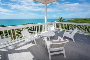 Villa | Terrace/patio