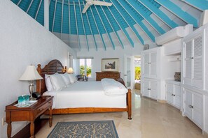 Villa | Individually decorated, individually furnished, free WiFi, bed sheets - Exquisite Retreat: Contemporary Estate On Pink Sand Beach (Double Bay)