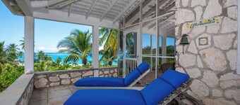 Sunset Splendor: Historic Beach House With Pool