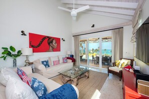 Interior - Wild Orchid Hideaway: Lux Beachfront Sanctuary (Governor's Harbour)
