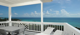 매력적인 해변가 코티지와 수영장이 있는 코스탈 헤이븐