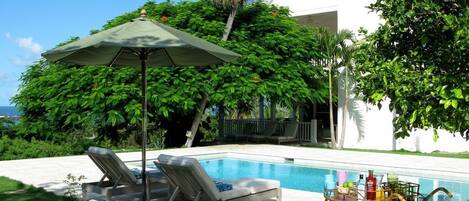 Alberca al aire libre