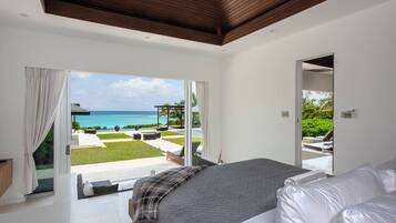 Villa | Individually decorated, individually furnished, free WiFi, bed sheets