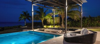 Oceanfront Oasis: Renovated Villa With Pool
