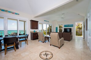 Villa | Living area - Buttonwood Bliss: Lux Condo With Views (James Cistern)