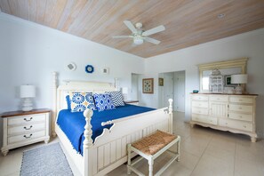 Villa | Individually decorated, individually furnished, free WiFi, bed sheets - Luxury Villa: Private Beachfront Escape (Governor's Harbour)