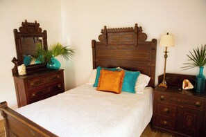 Villa | 3 bedrooms, individually decorated, individually furnished, free WiFi - Luxury Villa With Private Beach Access (Governor's Harbour)