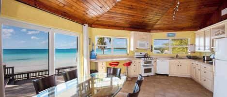 Villa | Private kitchen | Full-size fridge, microwave, oven, stovetop