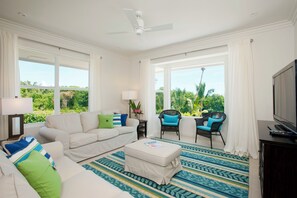 Villa | Living area - Clifftop Retreat: Estate With Pool And Sunsets (Governor's Harbour)