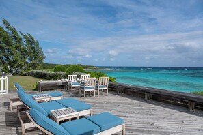 Balcony - Cotton Bay Oasis: Grand Estate On Private Acres (Greencastle)