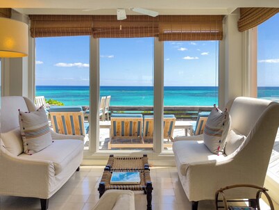 Cotton Bay Oasis: Grand Estate On Private Acres