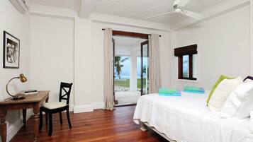 Villa | Individually decorated, individually furnished, free WiFi, bed sheets