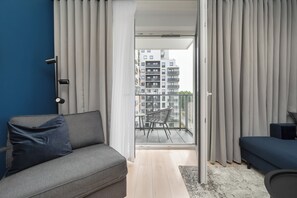 Studio, Balcony | Living room - Wroclaw Studio With Parking by Renters (Wroclaw)