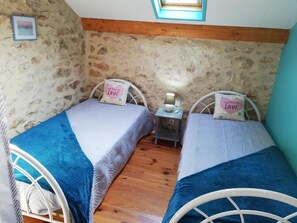 3 camere, Wi-Fi gratuito