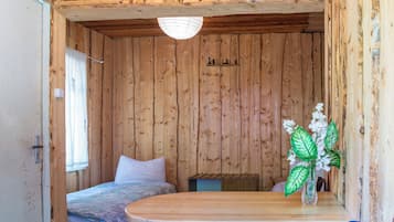 Habitación básica, vista al jardín