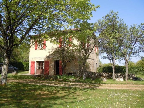 46g1370 - Berganty - Gîte