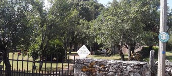 46g1370 - Berganty - Gîte