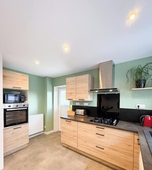 Fridge, microwave, dishwasher