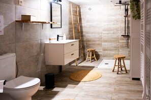 Shower - Gîtes de France® - Manon (CASSAGNES)