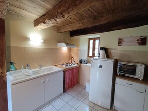 Micro-ondes, chaise haute