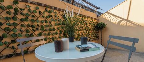 Apartment | Terrace/patio