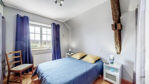 4 bedrooms, free WiFi